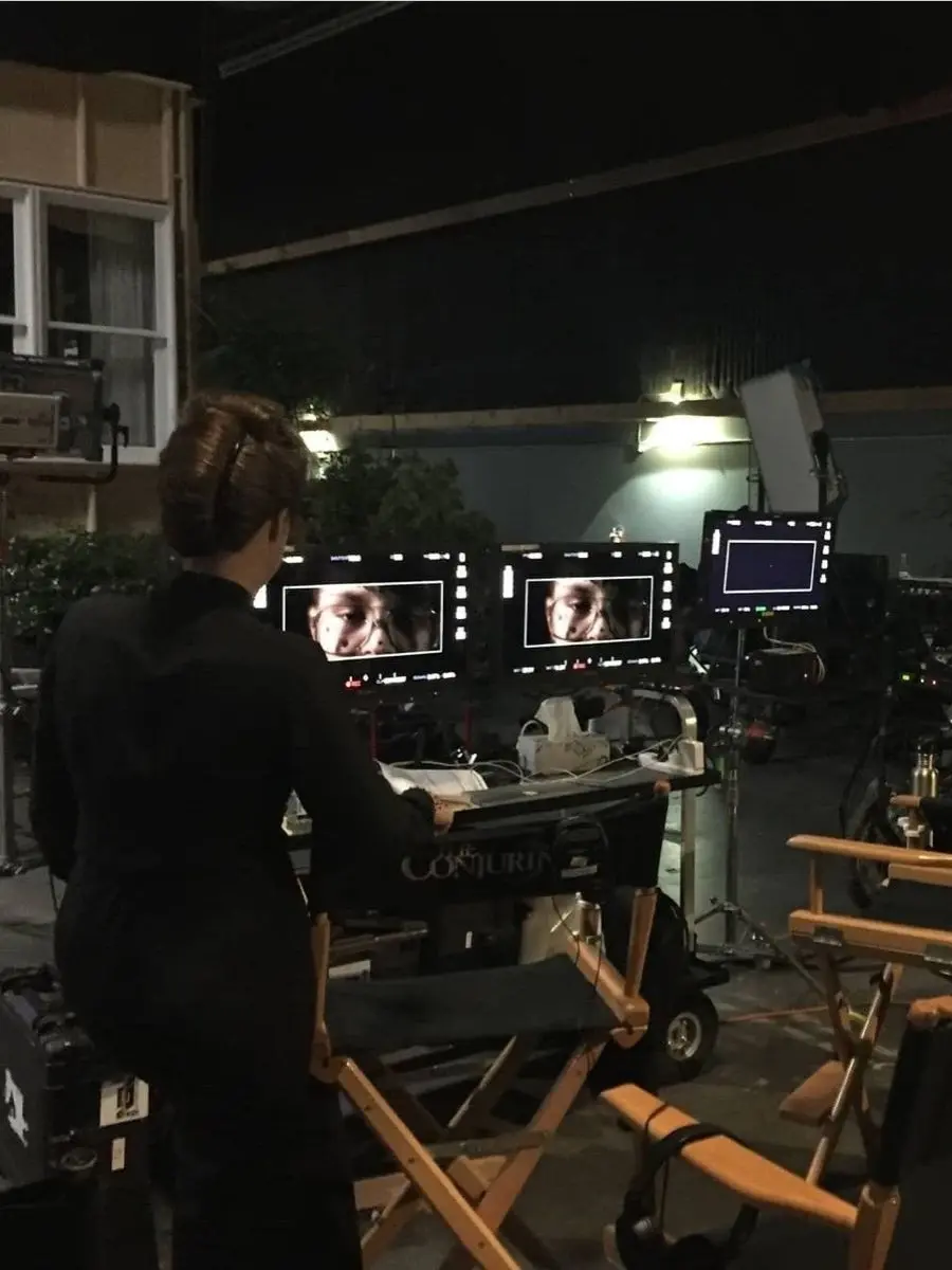 sumthin의 👗 || An Actor’s Kiss