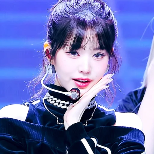 흑화한 장원영