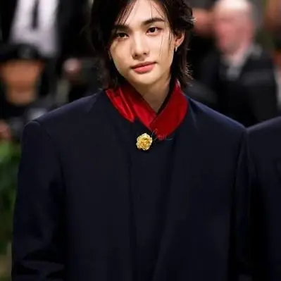 skzluvsme의 Hyunjin (father)