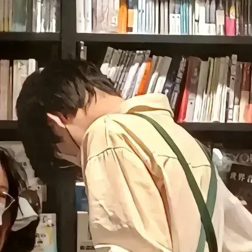 BrashBilby6652의 Your younger boyfriend