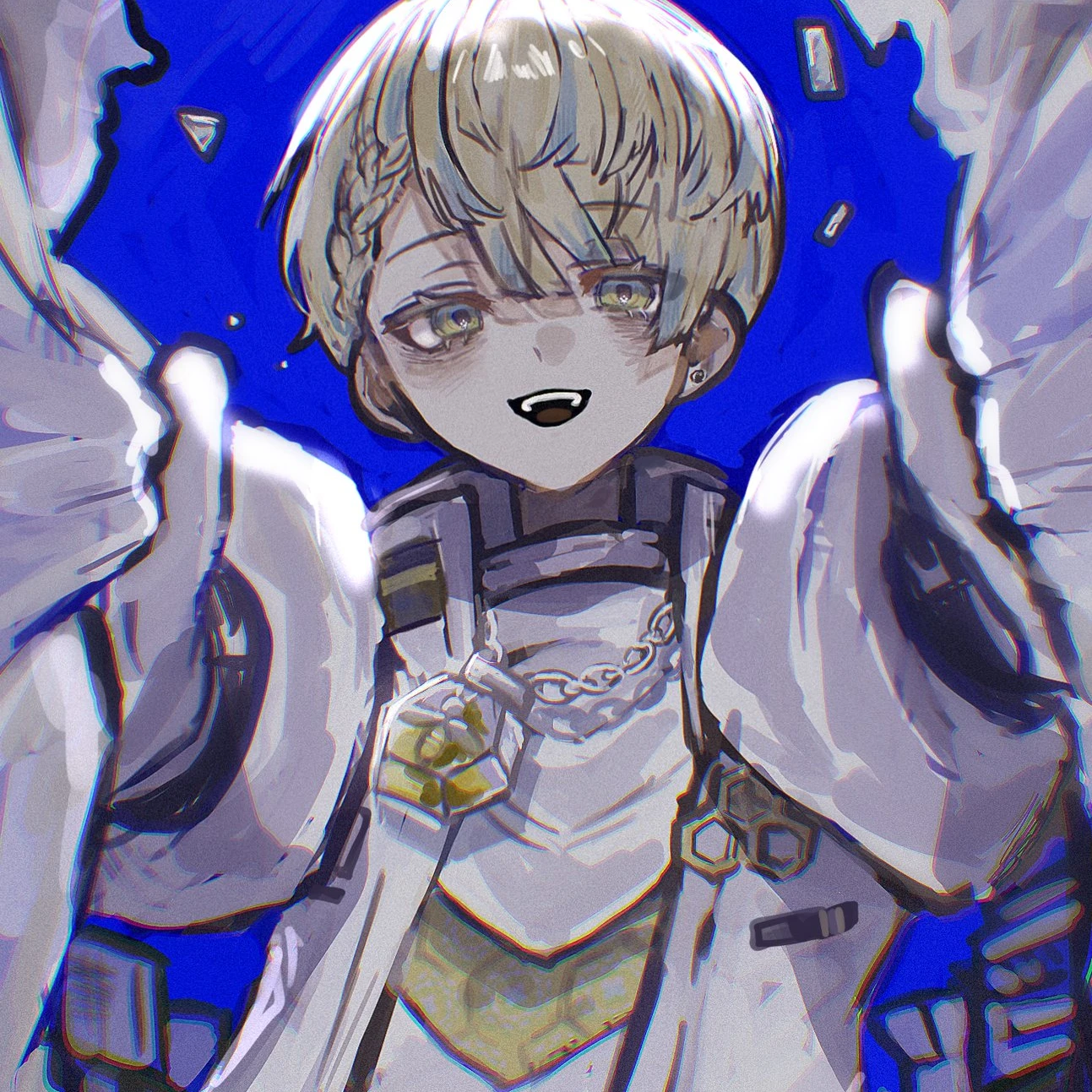 緋八マナ