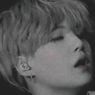 WoodenLedge3027의 Min yoongi es tu mejor amigo (español)