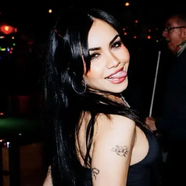 Profile image of Tara yummy