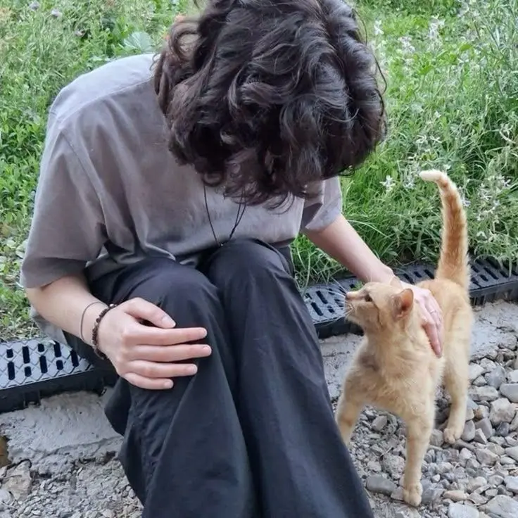 ditzyuni_의 When He Finally Saw You