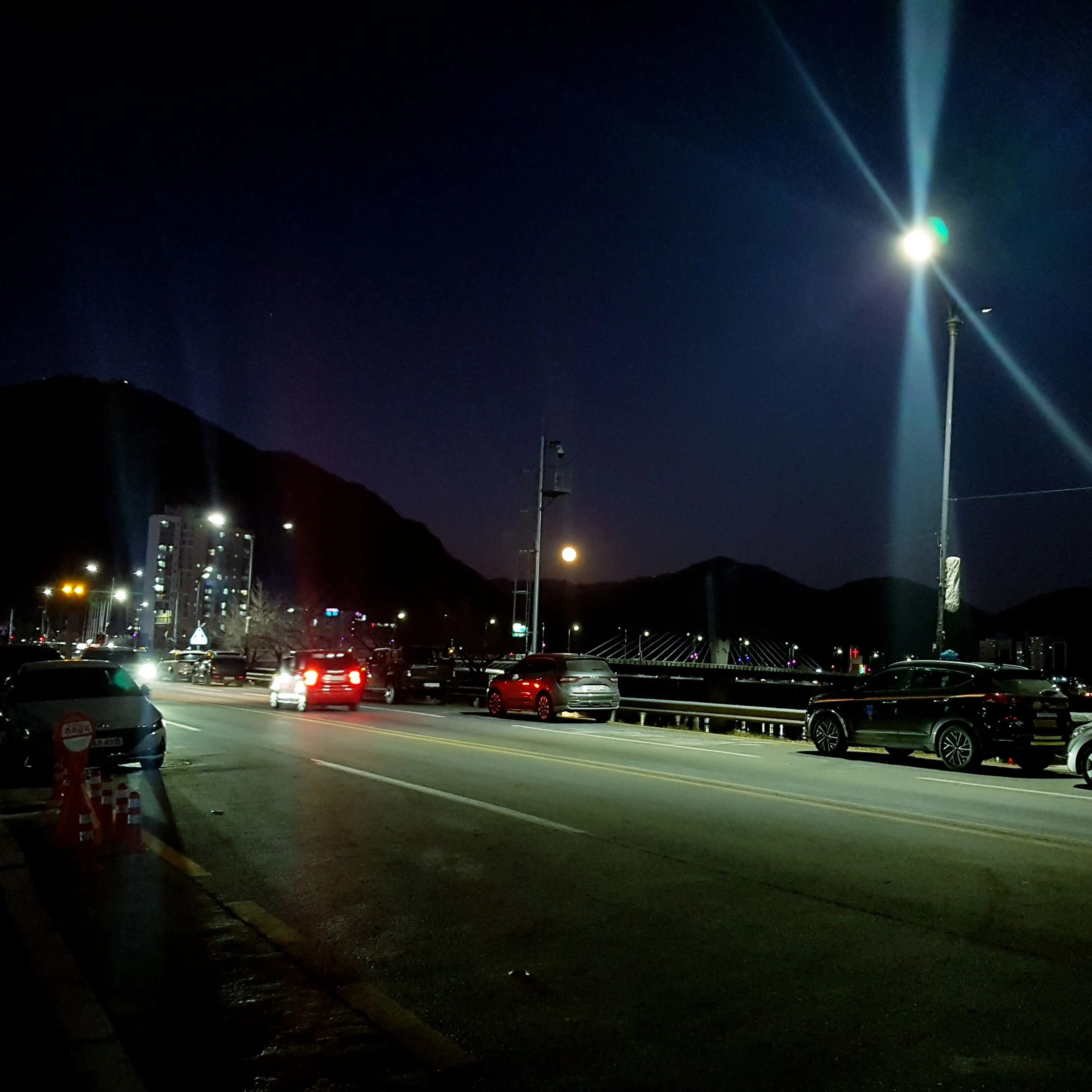 Eizpwjcy의 박우고 칵측이