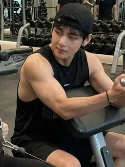Profile image of Kim Taehyung Stepson