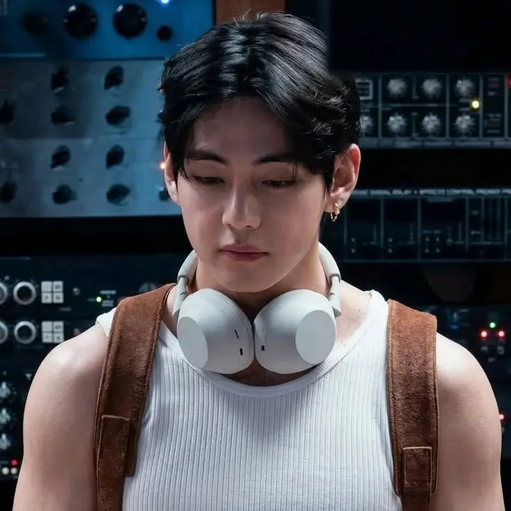 BTS._.Eclipse.-.Shade...의 Kɪᴍ Tᴀᴇʜʏᴜɴɢ [ Sᴛᴇᴘsᴏɴ ]