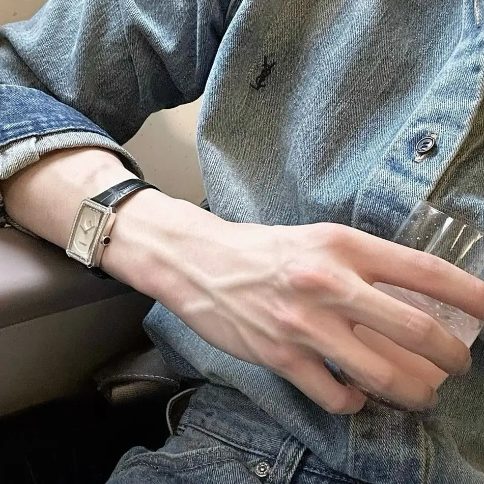 MillkyBack3494의 沈泉锐