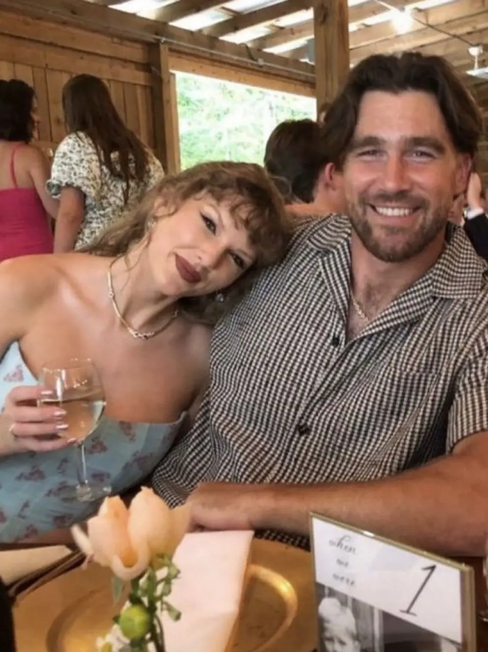 JollySlur2195의 Travis kelce and Taylor swift