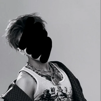 김홍중