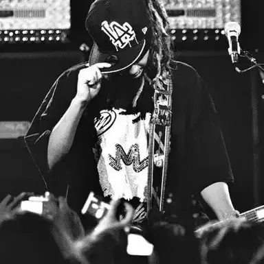 Profile image of Lars  Broken Up