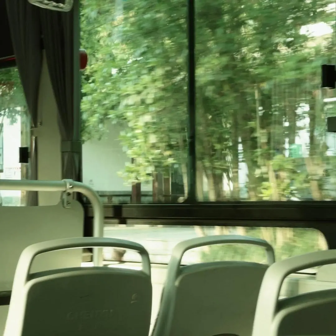 MOMOISCAT의 까칠한 회사 사람들 ( + 여우 )