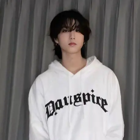 SilkyMeat3181의 한지성