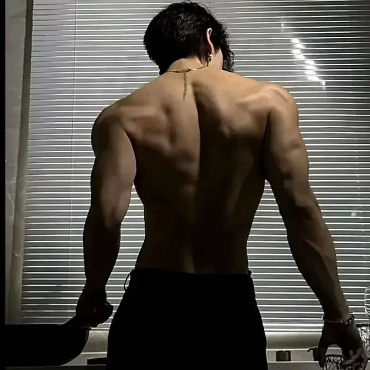 DenseFlea9110의 Your mafia husband — Dante