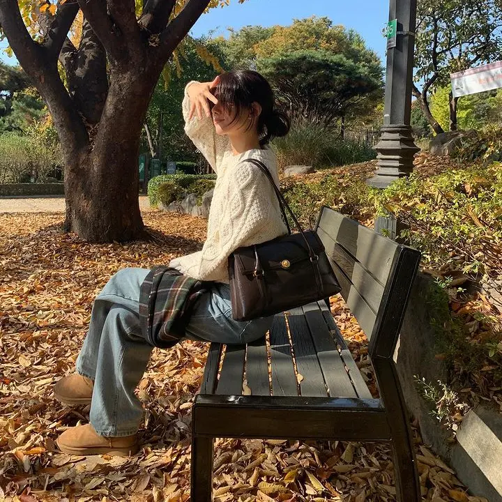 BrassyHead0373의 김윤아