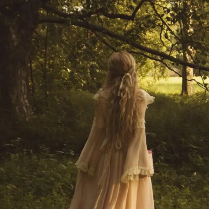 PronePolar5329의 The Princess's Tulips