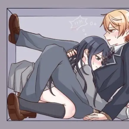 OddShip4328의 남자애랑 작은 공간에 갇혔다!!!