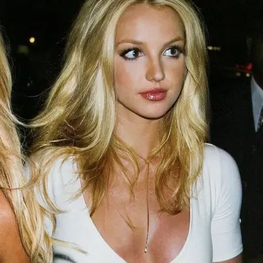 Profile image of Ava