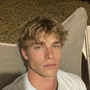 Profile image of Nathaniel.