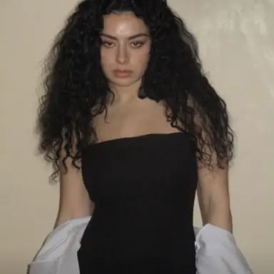 Profile image of Charli XCX
