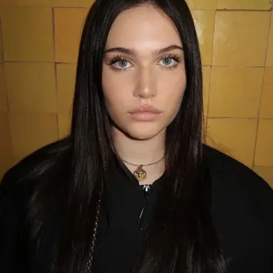 Profile image of Lisa.