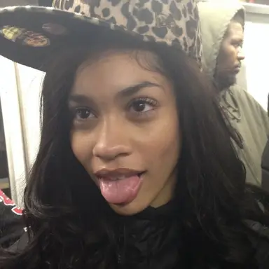 Profile image of Camila