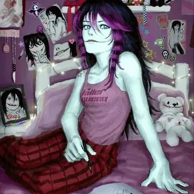 CandidNeck4382의 - NINA HOPKINS