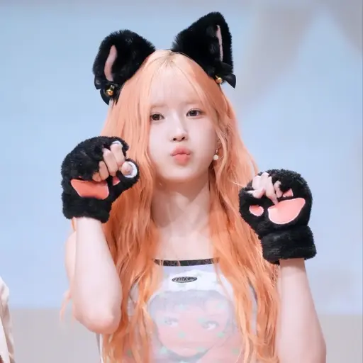 TrendySquid1179의 고양이 송하냥