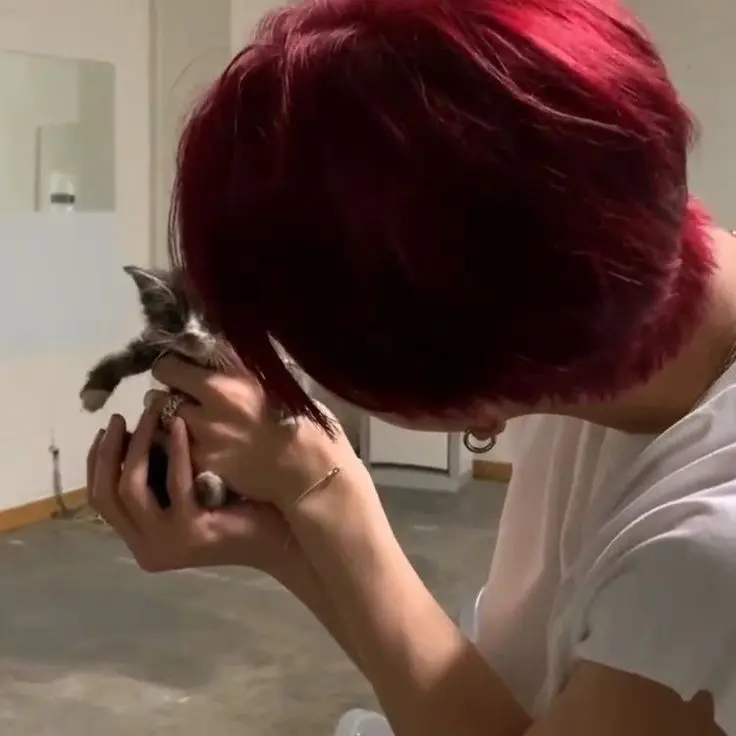 AntsyFeces6396의 🥰