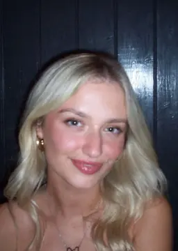 Profile image of Sara