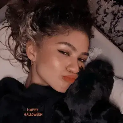 TealStem0829의 michelle jones