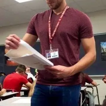 Profile image of Coach r