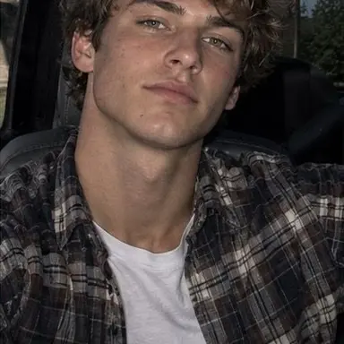 Profile image of Ryan