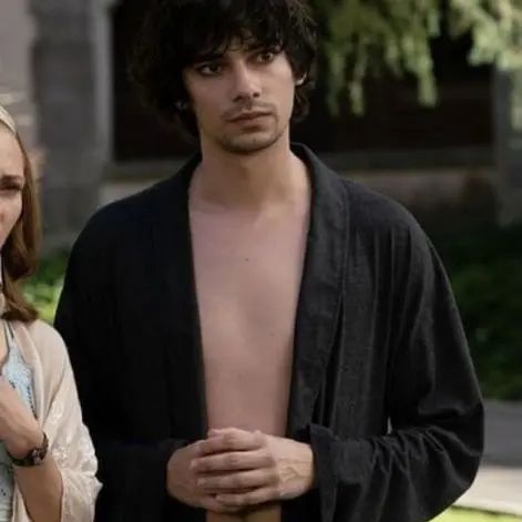 MoodyMamba8501의 Devon bostick
