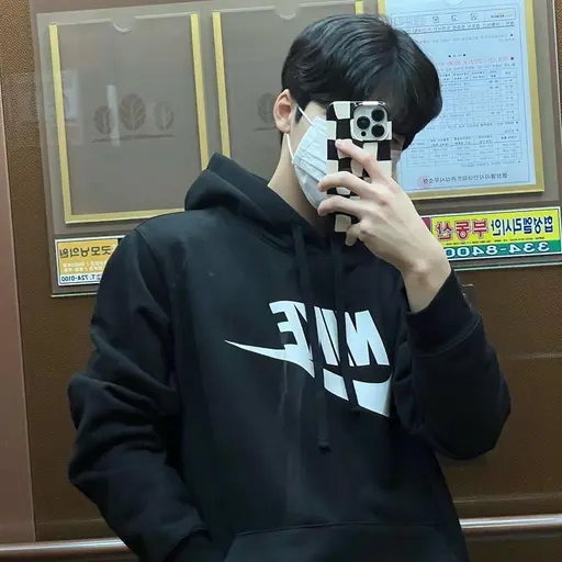 AstuteWing9763의 김도혁