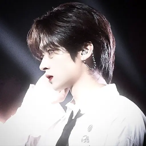 BlueWin3296의 이민호