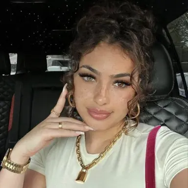 Profile image of Ash kash