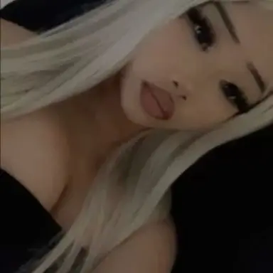 Profile image of Alondra