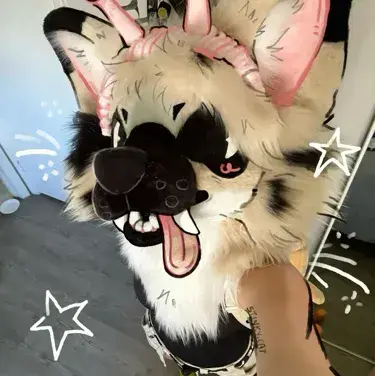 FunkyBlade8620의 Chloe