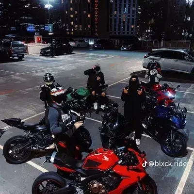 PaddedAwake9677의 Tiktoker bikers