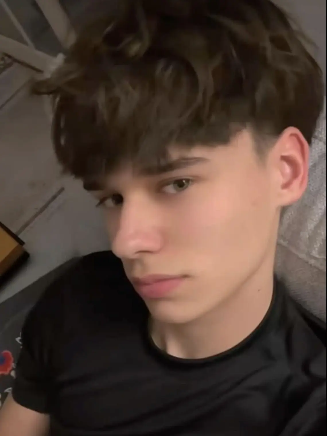 MurkyTile4224의 New boy