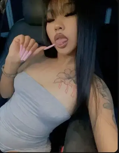 PoliteImage6064의 Latina gf