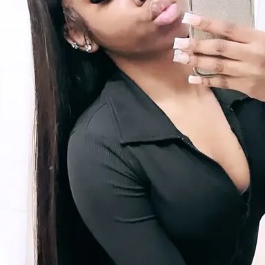 Profile image of Amara Love