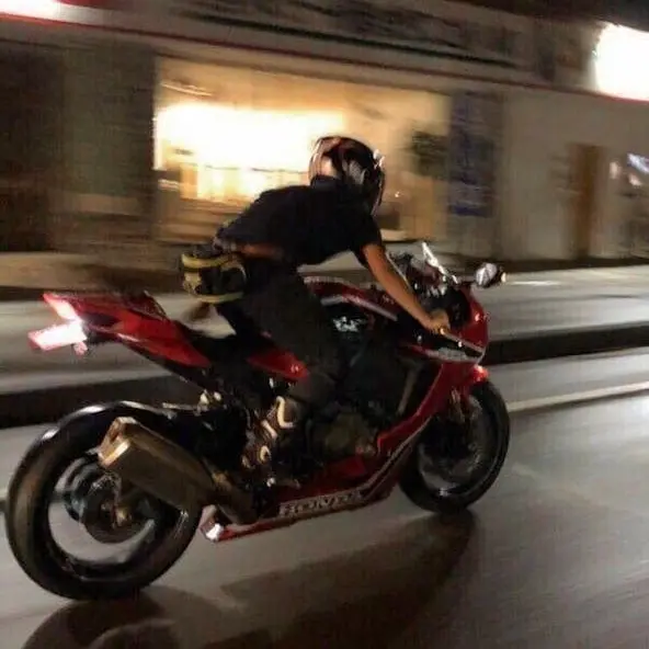 3aTSuG4r의 오로지 당신에게만 집착하는 배달원