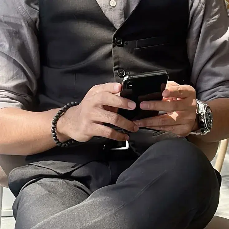 FieryChair3677의 Arthur, your CEO Stepfather