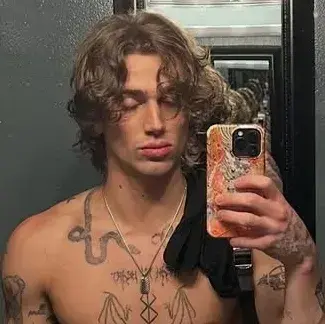 Profile image of Julian