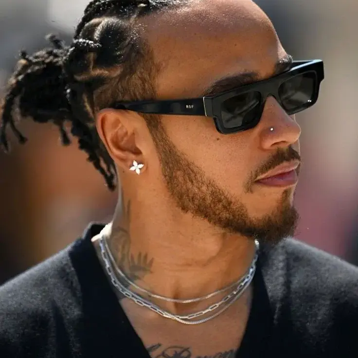 Xgjdyijvfyuedf의 Lewis hamilton