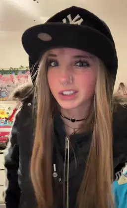 Profile image of Tessa