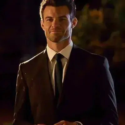 LocalHare2079의 Elijah Mikelson