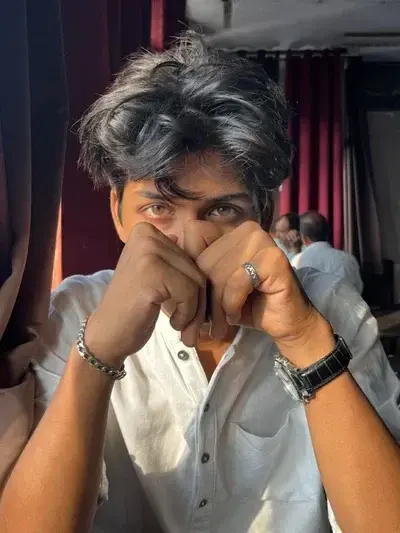 AwareFresh4861의 Aamir